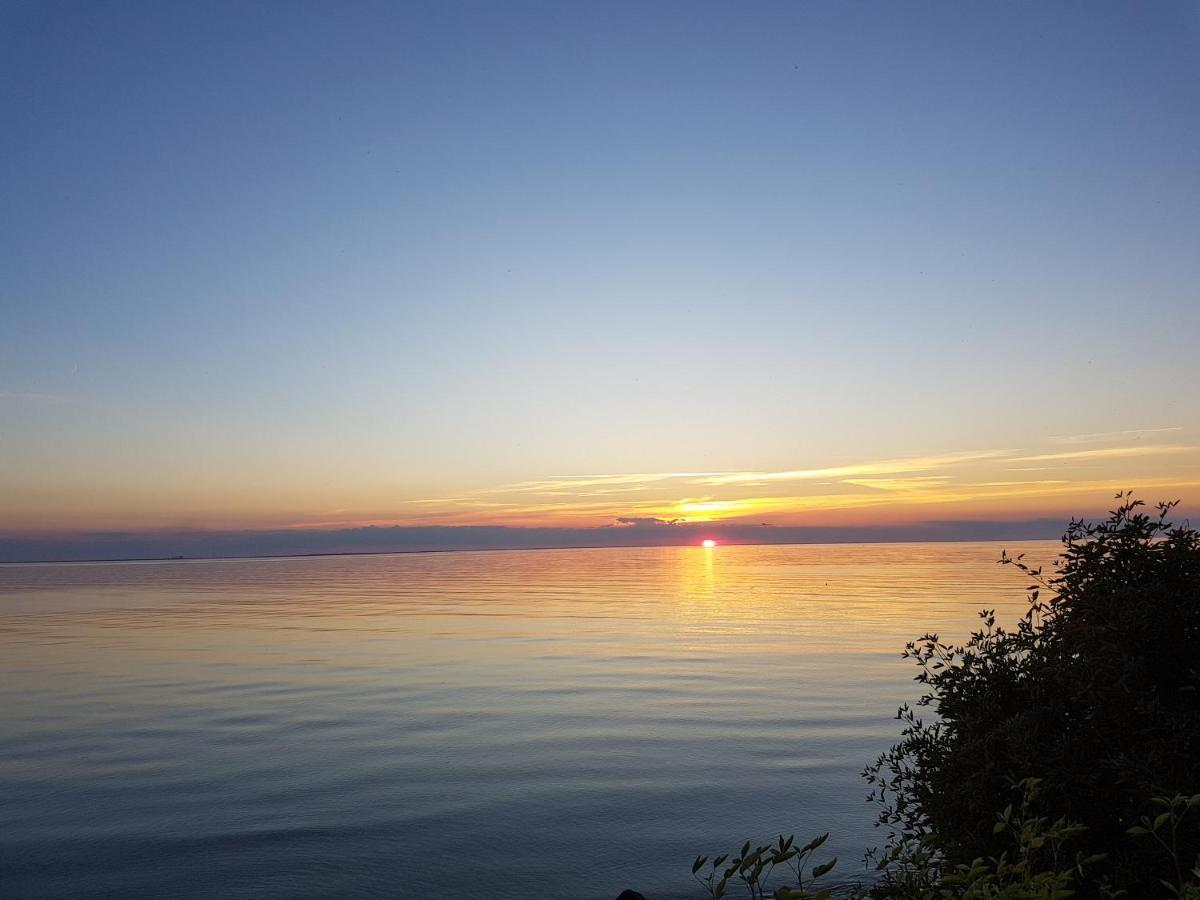 Sjoetorpet - Unikt Boende Vid Havet Pa Norra Oeland! Löttorp Extérieur photo